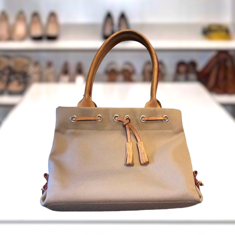 Dooney & Bourke Mini-Tote in Excellent (perfect) condition!